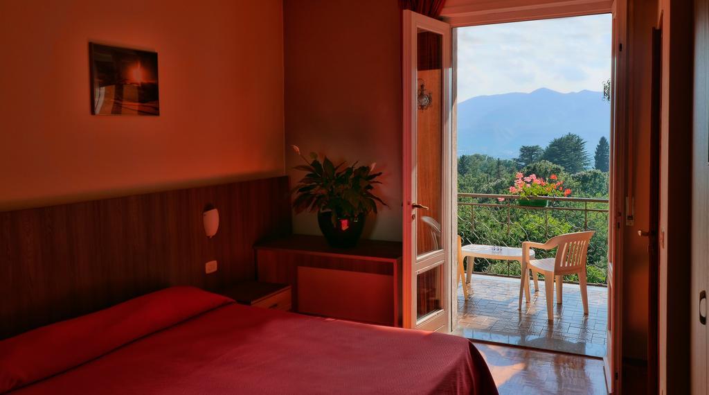 Albergo Ristorante Monterosa Ameno Zewnętrze zdjęcie
